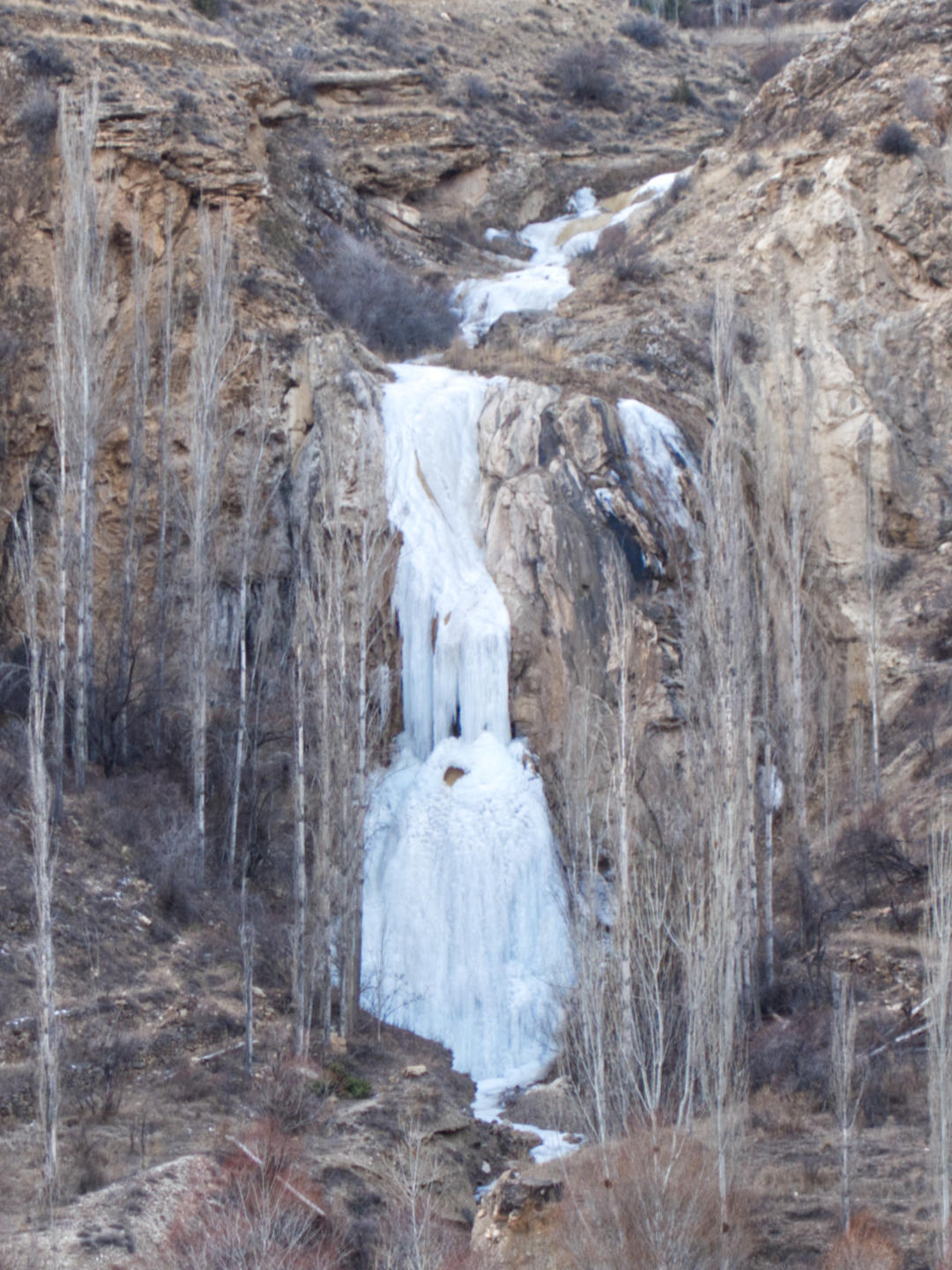 Серафин — водопад в 10 километрах от Узундере